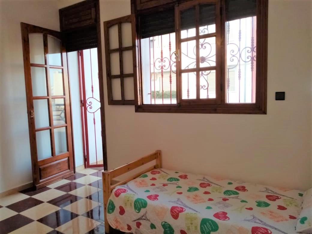 Grand Appartement à 5 mn de la plage Agadir Esterno foto